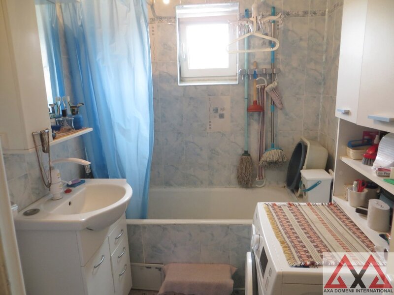 Aviatiei, apartament 2 camere, decomandat, loc parcare